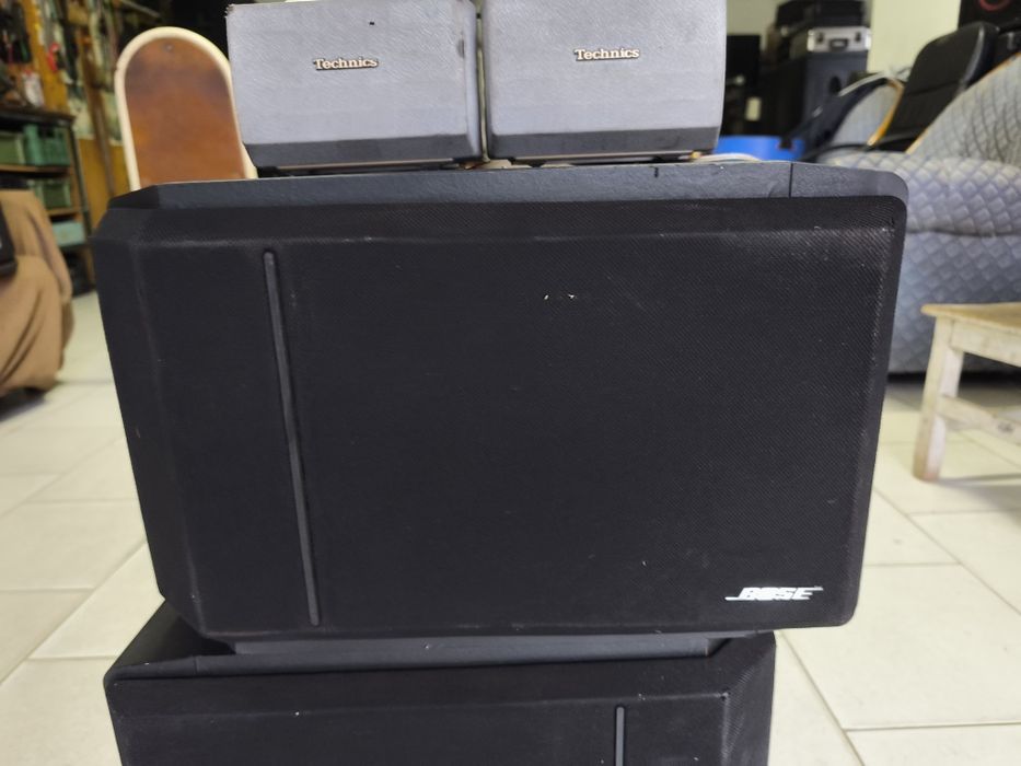 Colunas Bose e Technics