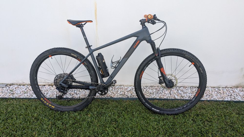 Bicicleta BTT Cube Reaction