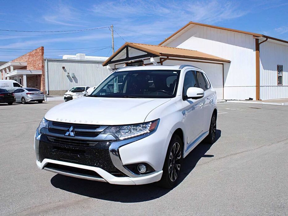 Mitsubishi Outlander PHEV GT      2018