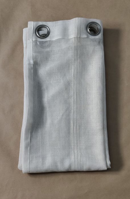 1 Cream-Colored Curtain