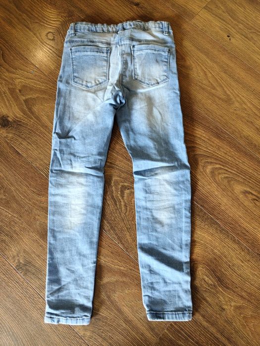 Jeansy dla dziewczynki 128