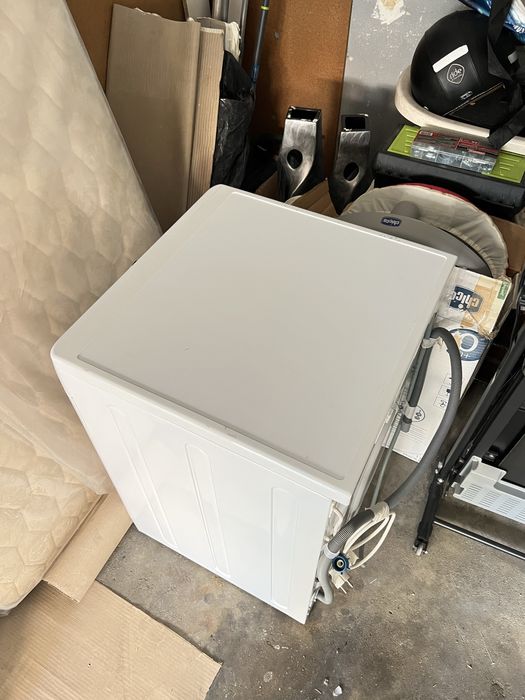 Máquina de Lavar Roupa WHIRLPOOL *NOVA*