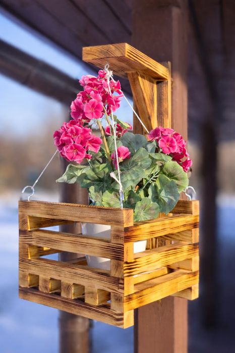 Wisząca Drewniana Doniczka / Kwietnik