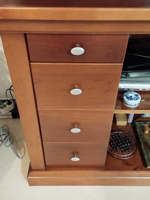 Móvel TV em cerejeira