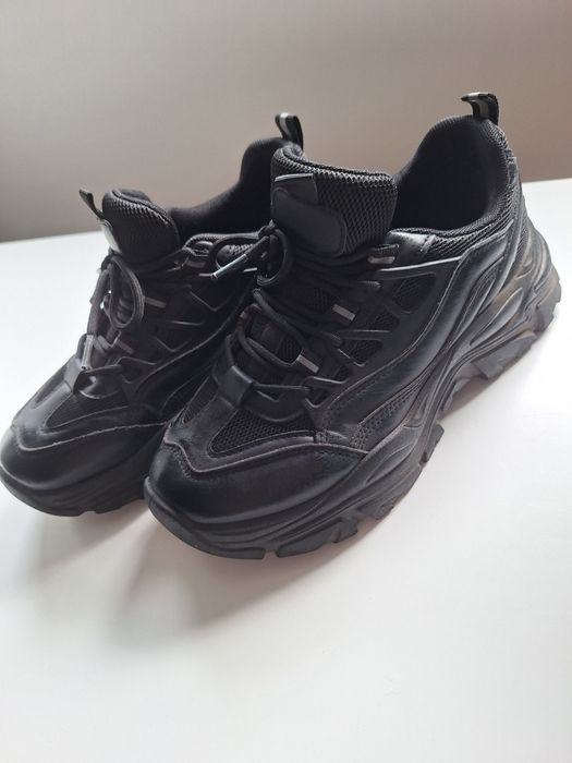 Czarne buty Gracelande