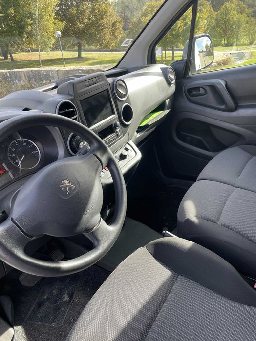 Peugeot E-Partner 50kW  | Ano: 2020
