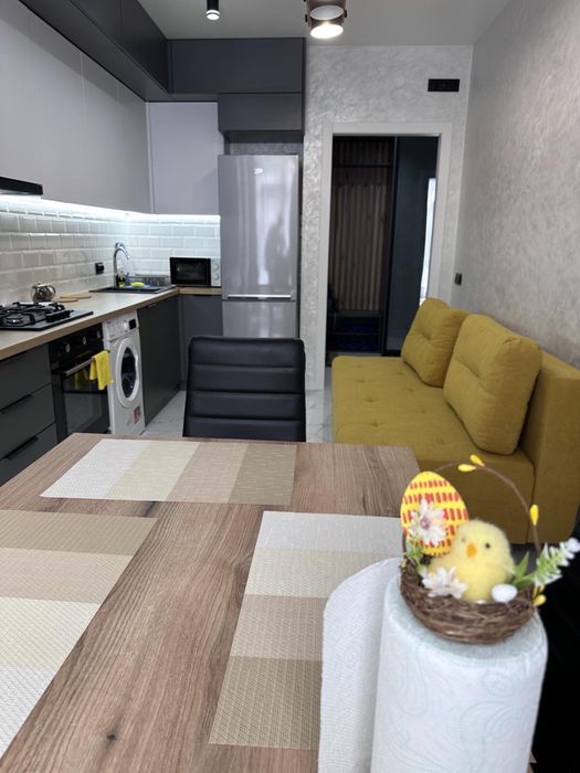 Подобово. Височана 18 Парковка..Центр. Нова