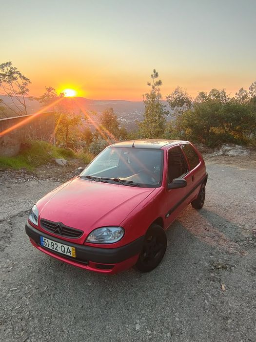 Citroën Saxo 1.5 Diesel, ano 2000 | carro super económico e prático foto 5