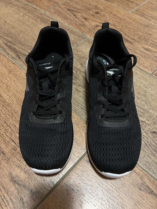 Кросівки Skechers