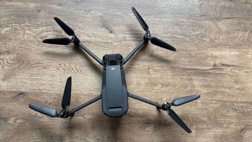 Квадрокоптер Mavic 3 Б/У комплект + пульт
