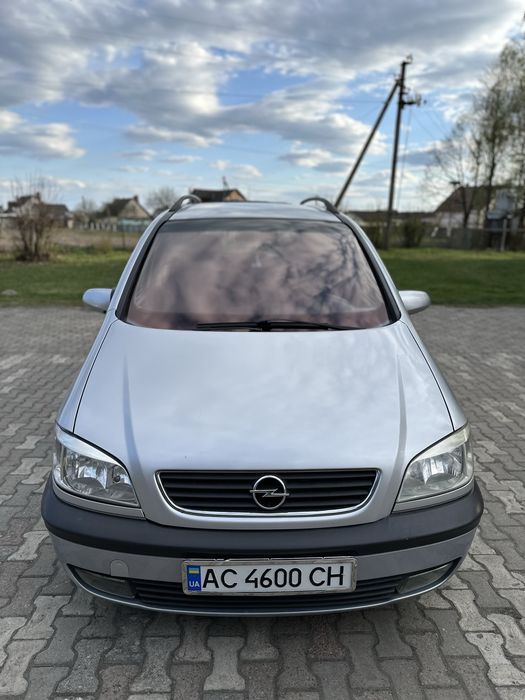 Opel Zafira 2.0 Дизель