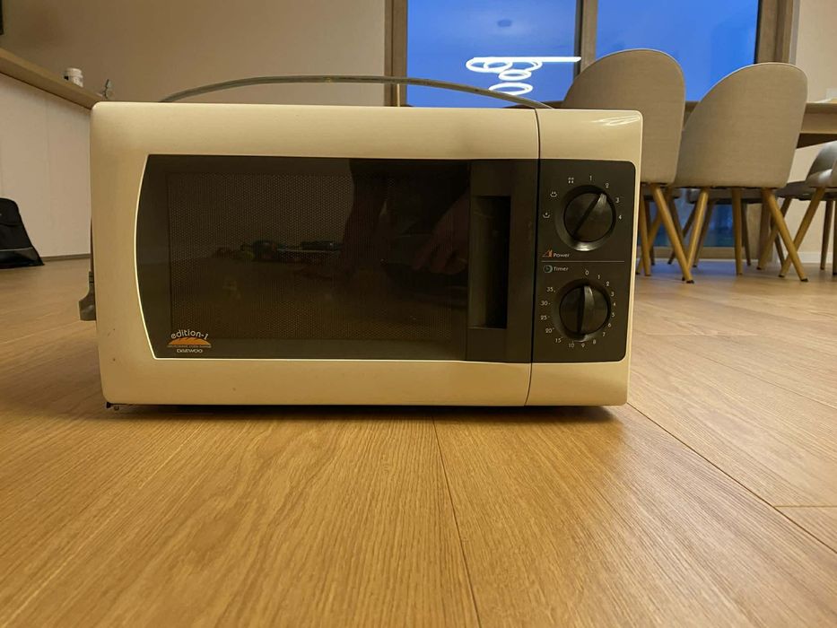 DAEWOO kuchnia mikrofalowa