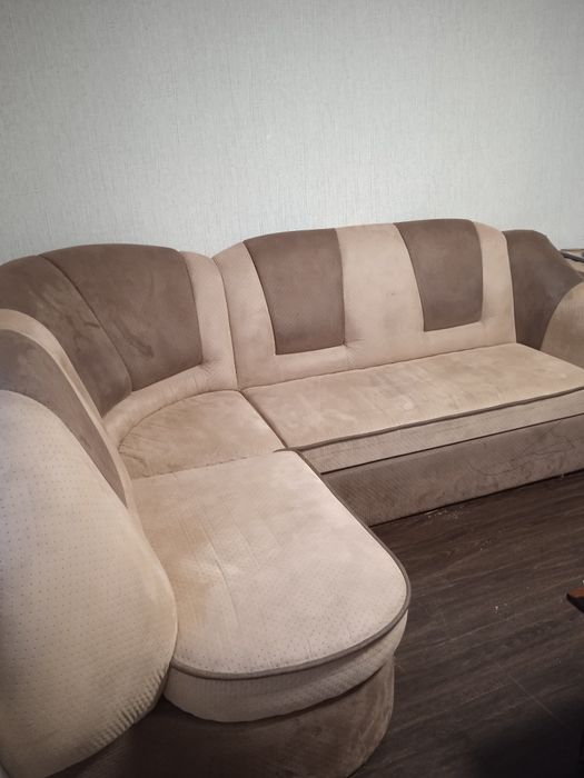 Продам угловой диван