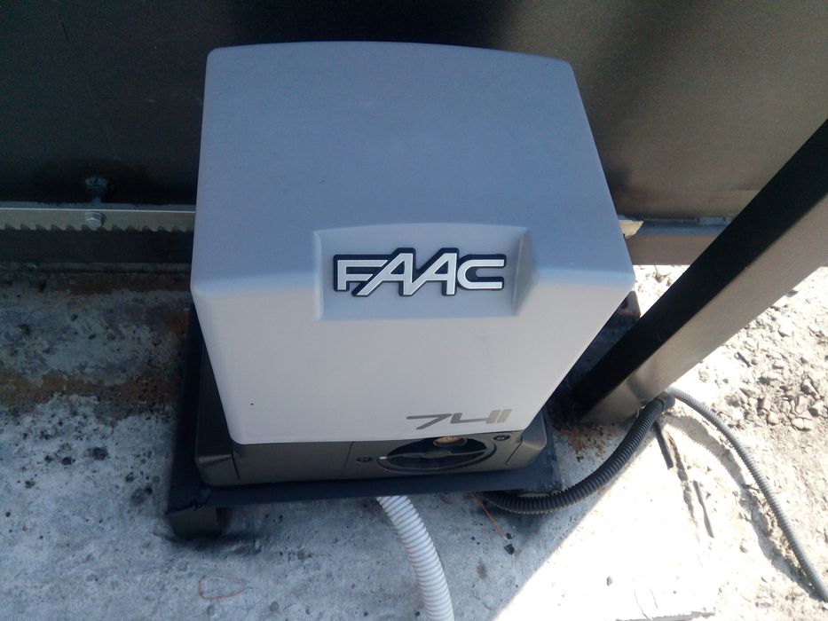 Автоматика для відкатні, розпашні ворота FAAC, Автоматика для воріт