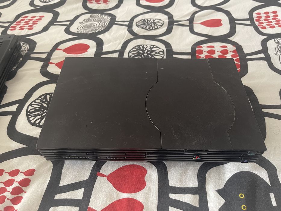 PlayStation 2 Fat64750582936705121