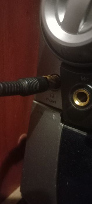 Переходник KOSS для наушников. Джек 6.3 на джек 3.5 мм.