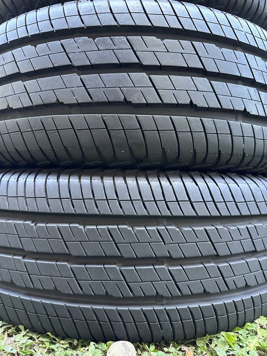 215/65/16c Continental Vanco 2