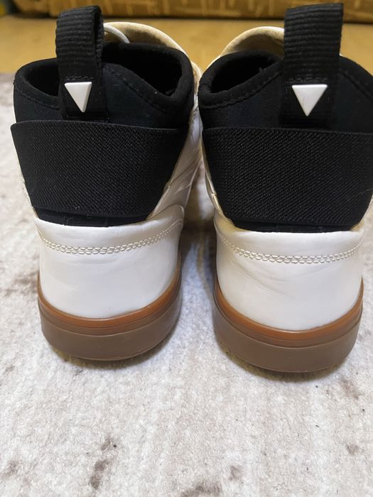 Puma хайтопи білі лаковані з gum sole, розмір 41