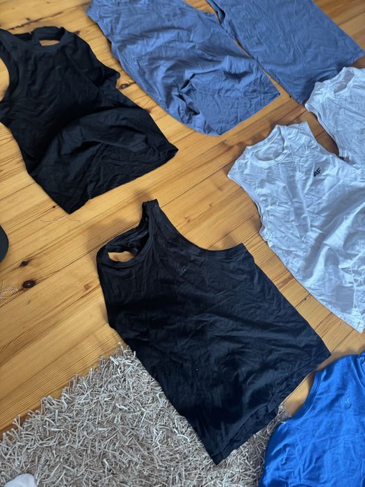 8 tshirt 4f + sweter
