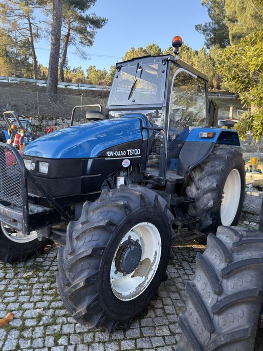New Holland TS100