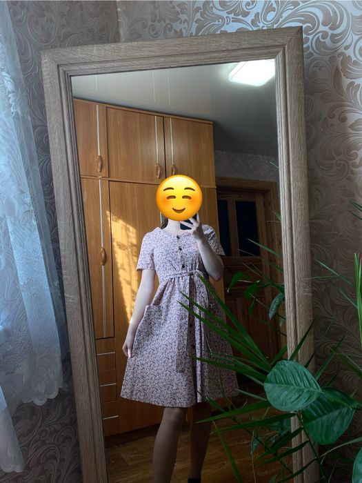 Жіноча літня сукня