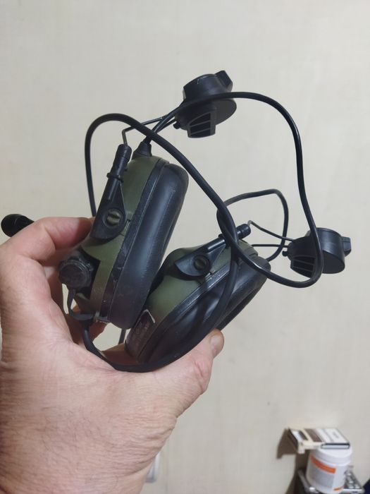 Активные шумоподавляющие наушники