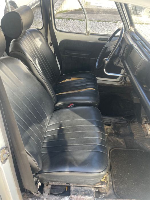 Vendo Renault 4l anda diariamente