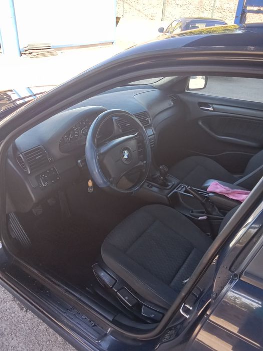 Vendo BMW 320D E46