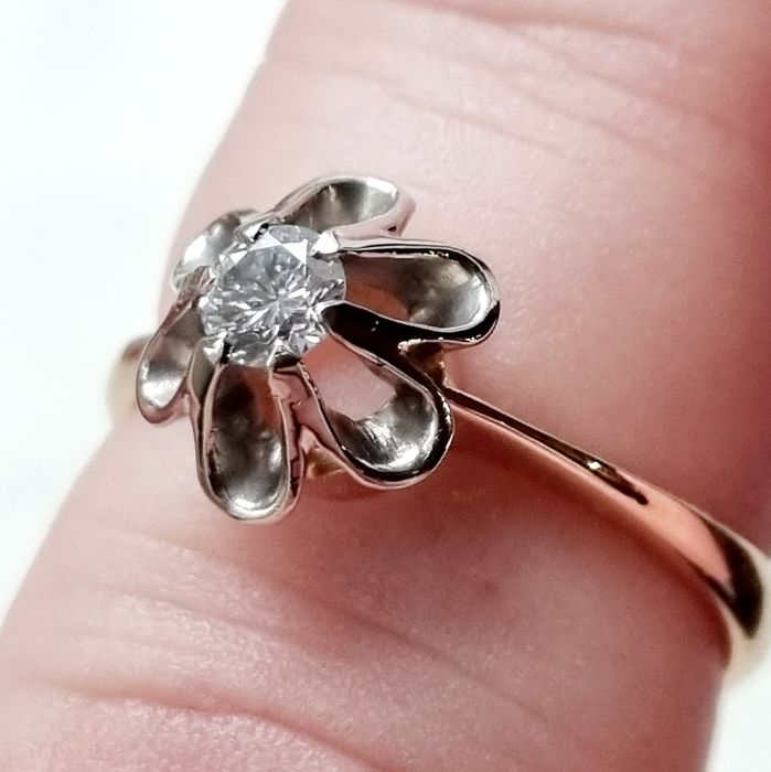 Золотое кольцо с бриллиантом. ct 0,18 3/3