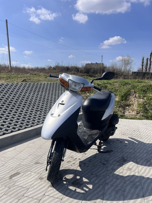 Suzuki lets 3 бабочка