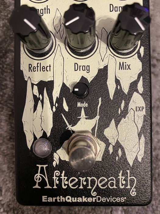 Earthquaker Devices afterneath v3