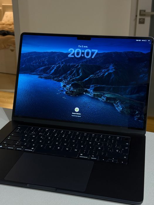 MacBook Air 15″ M2 | 16 GB | 512 GB | MagSafe