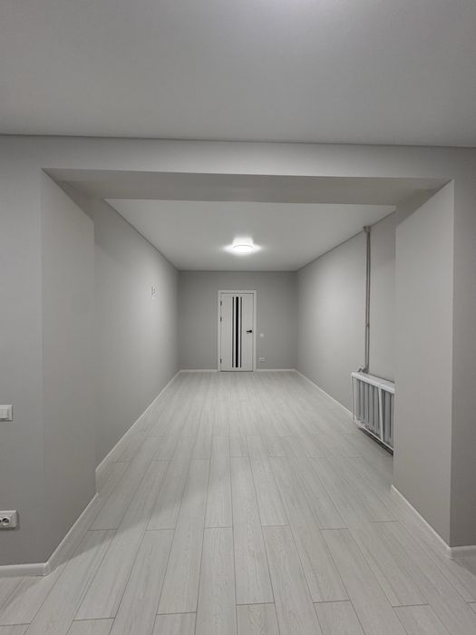 Чешка Комарова 3 кімнати