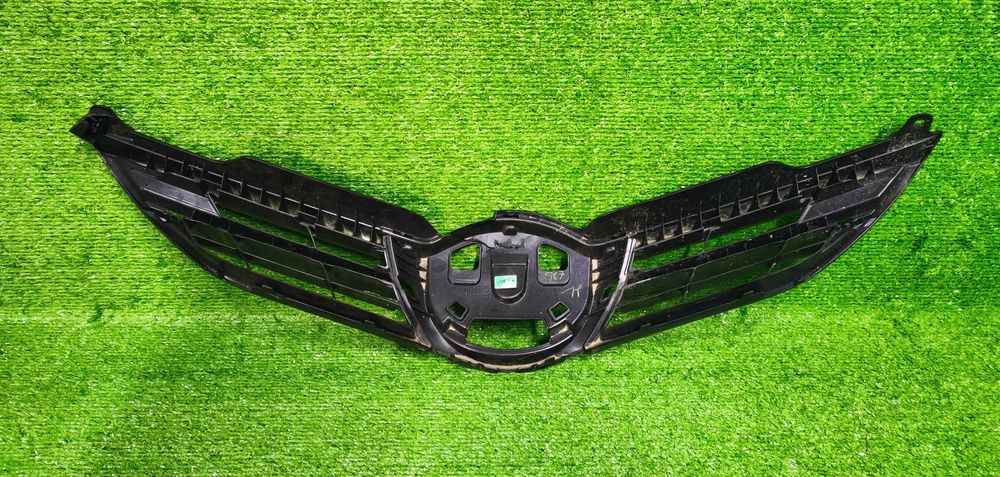 Atrapa Chłodnicy Gril Grill Toyota Auris II 2013-