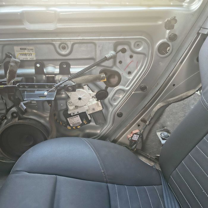 volvo v50 2.0d  2006