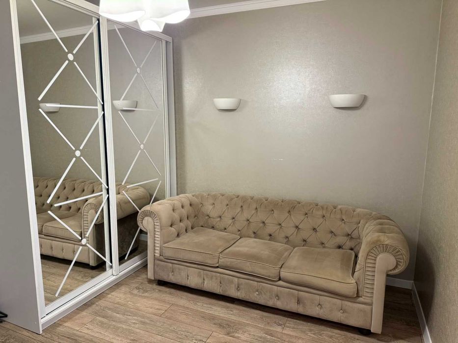 Євро 2к - 45 метрів в Центральному Парку. Газове опалення. Балкон.