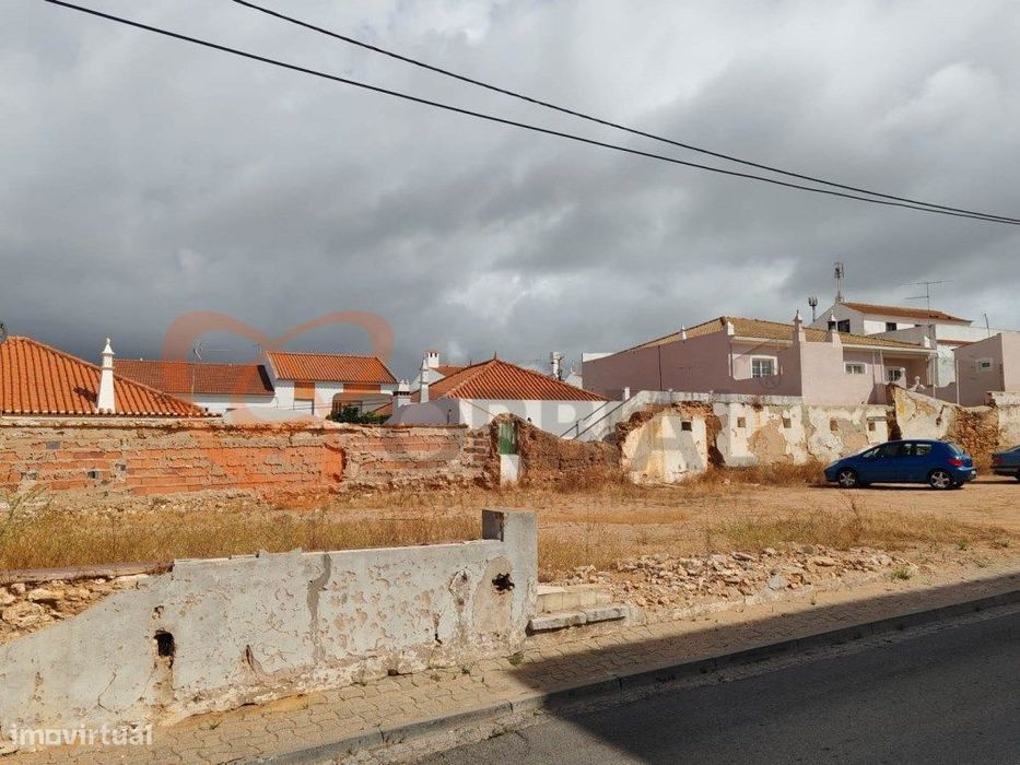 Lote de Terreno para venda com Projeto Aprovado em Tunes, Silves, A...