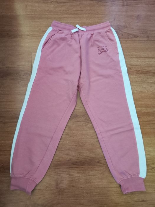 Calças de fato de treino rosa de menina