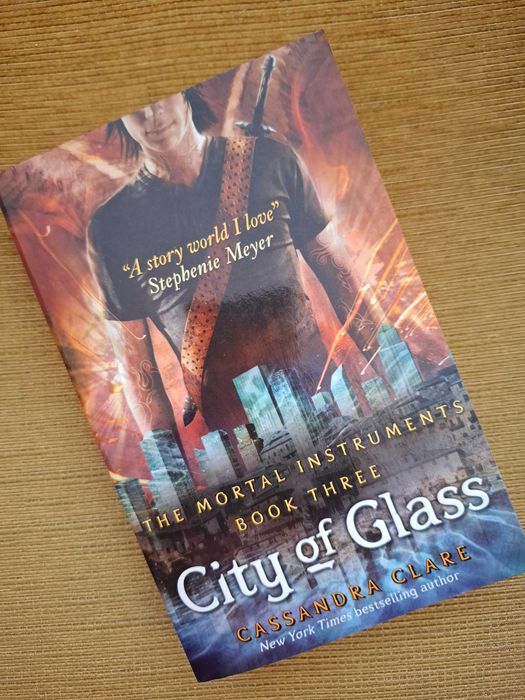 Trilogia de Cassandra Clare - portes grátis!