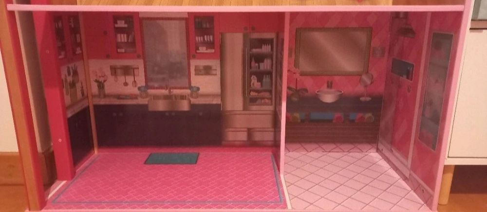 Casa de Bonecas em Madeira - Barbie