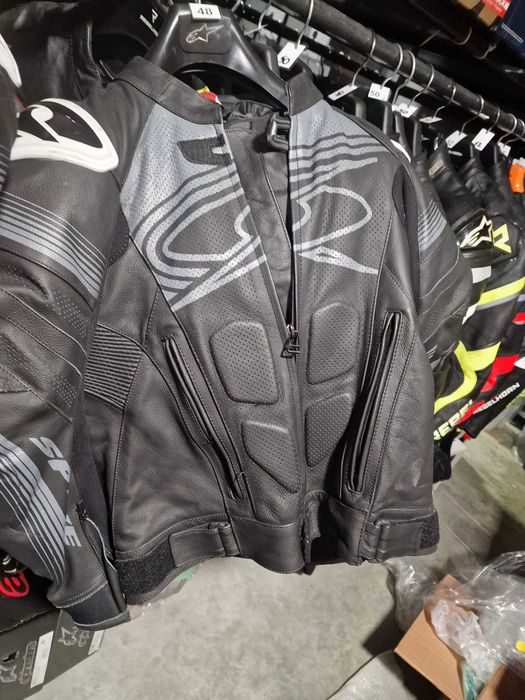 WYPRZEDAŻ UŻYWANE kurtki Spyke rozmiar 48 - tylko 1 szt