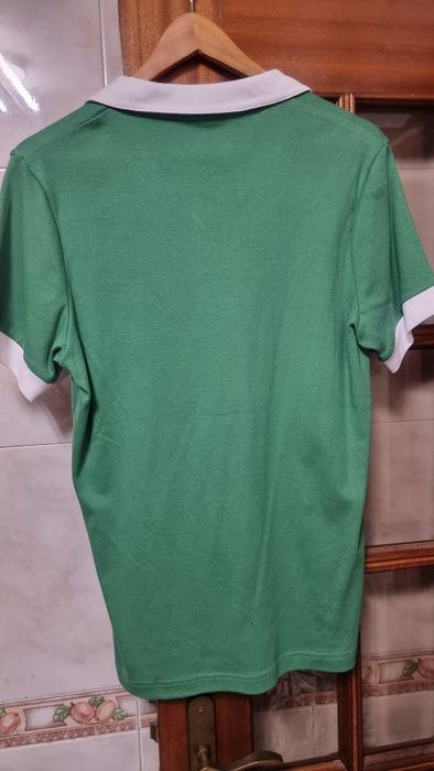 Camisola retro do sporting.