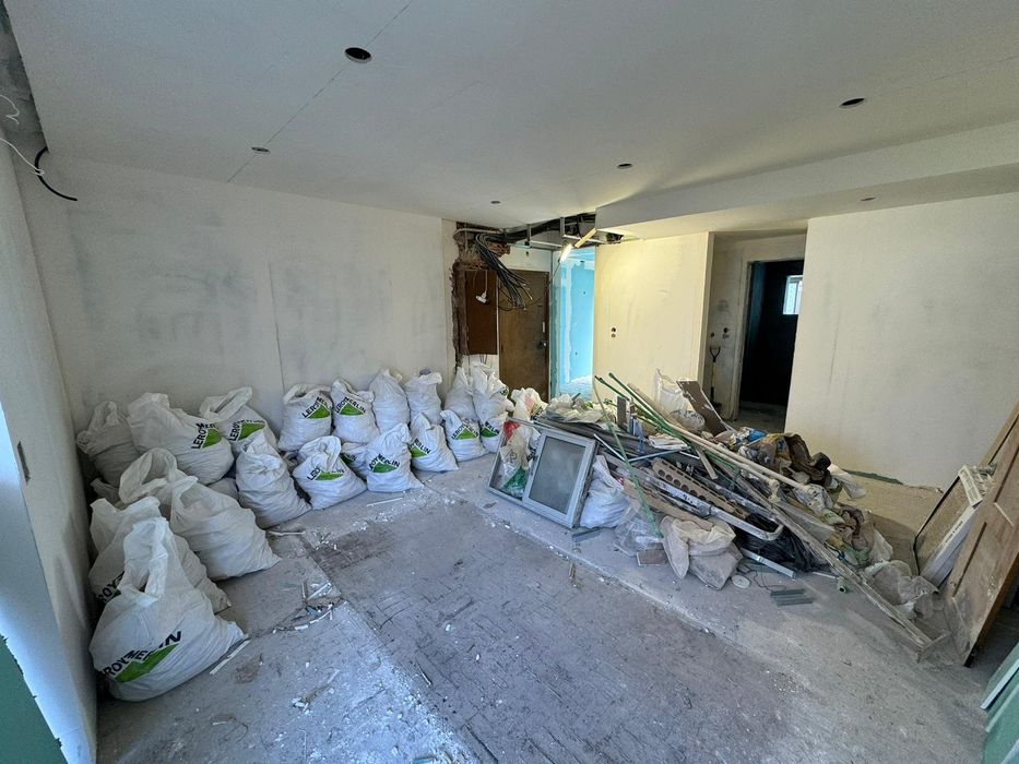 Entulhos/Demoliçoes/Limpezas