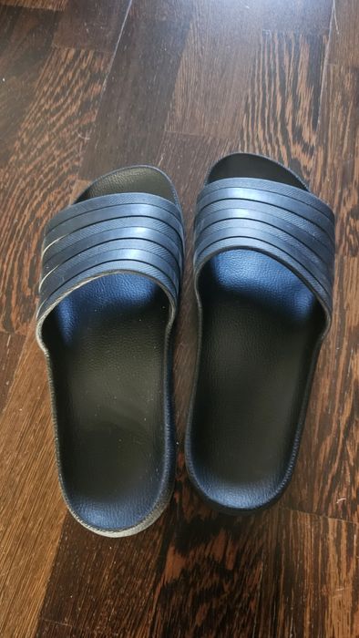 Czarne klapki adidas rozm. 43