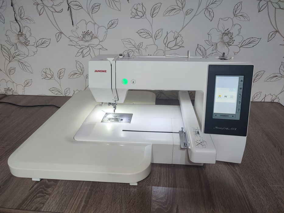 Вишивальна машина Janome 500e