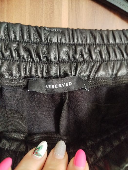 Spodnie damskie Reserved Eco skóra rozmiar L stan idealny