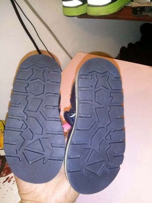 Sandálias nr21 menina