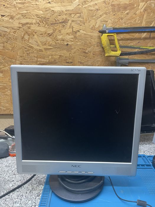 Monitor escritorio