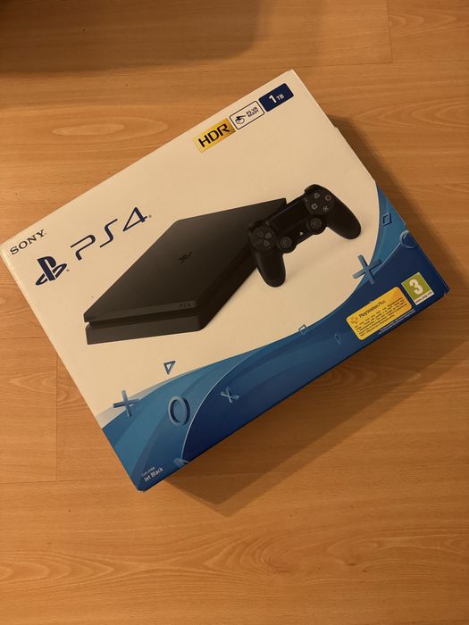 Playstation 4 Slim edition 1Tb