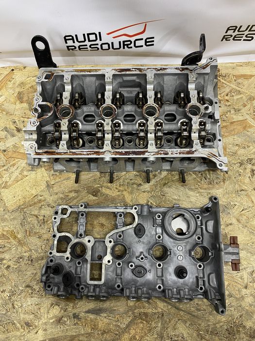 Головка блока циліндрів  ГБЦ Audi A4 B8 A5 Q5  A6 1.8 2.0 TFSI CAE CPM
